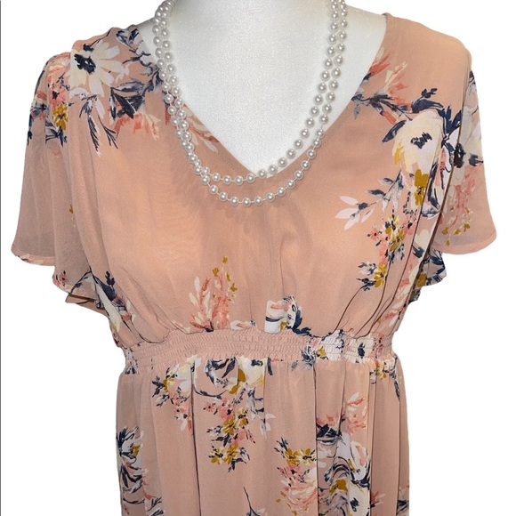 Isabel Maternity by Ingrid & Isabel Dresses & Skirts - - Maternity Isabel floral maxi dress v-neck angel sleeves size xl‎ NWOT🌸